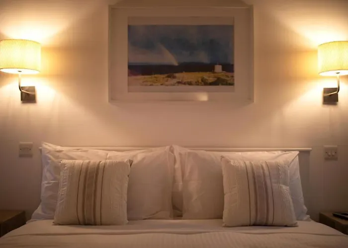 Cozy 3 Bedrooms - Near Seafront *