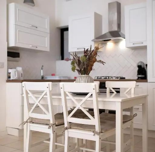 Cozy 3 Bedrooms - Near Seafront *