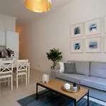 Cozy 3 Bedrooms - Near Seafront *