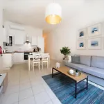 Cozy 3 Bedrooms - Near Seafront Слима