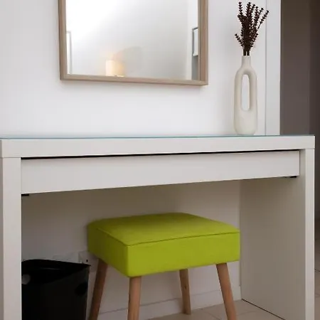 アパート Cozy 3 Bedrooms - Near Seafront