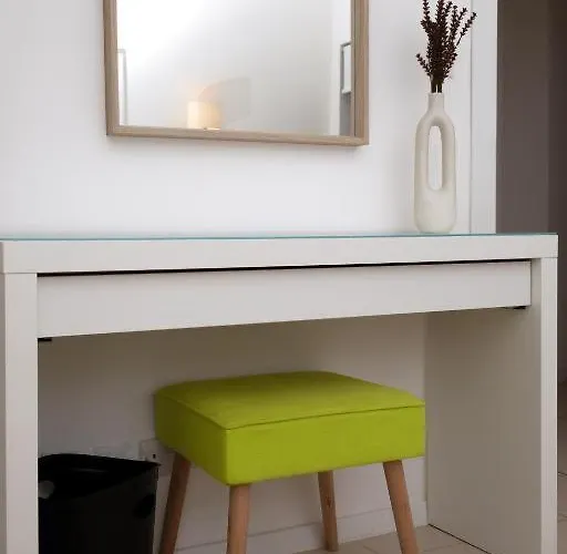 アパート Cozy 3 Bedrooms - Near Seafront